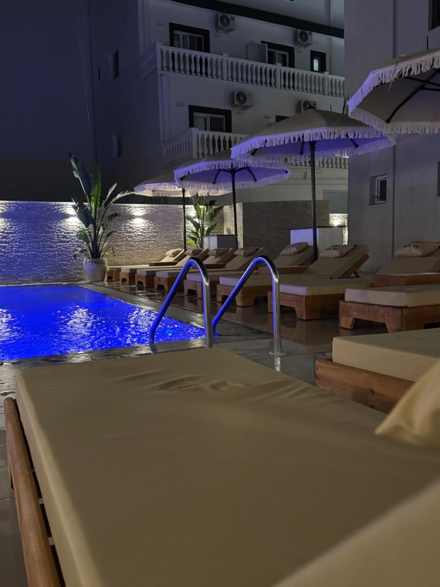 Hotel Kroi Εξαμίλιο Εξωτερικό φωτογραφία