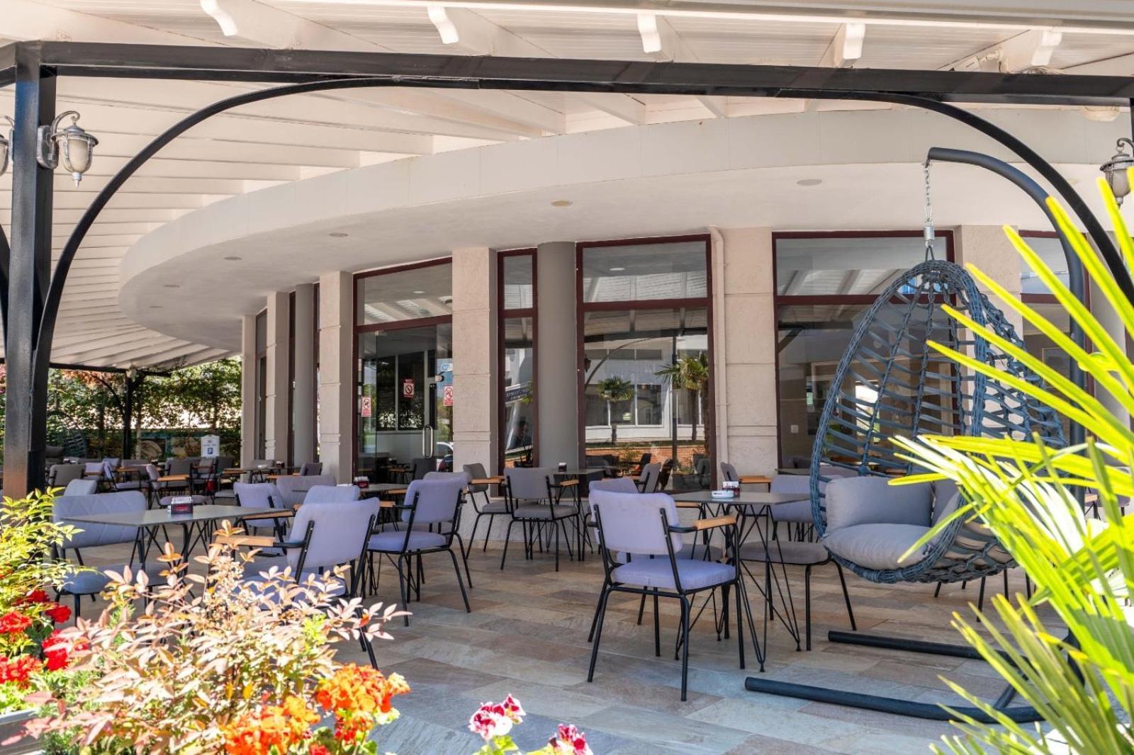 Hotel Kroi Εξαμίλιο Εξωτερικό φωτογραφία