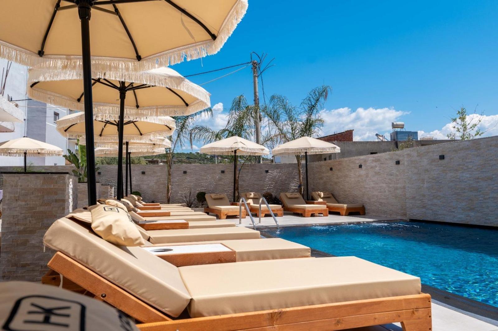 Hotel Kroi Εξαμίλιο Εξωτερικό φωτογραφία